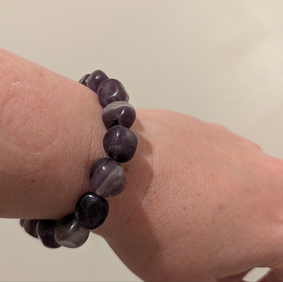 Free People Ariana Ost Bobbi Stone Bracelet - Amethyst NWOT! - Picture 3 of 3